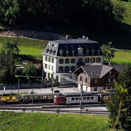 Maison D'Hotes De La Gare 몽보본 외부 사진